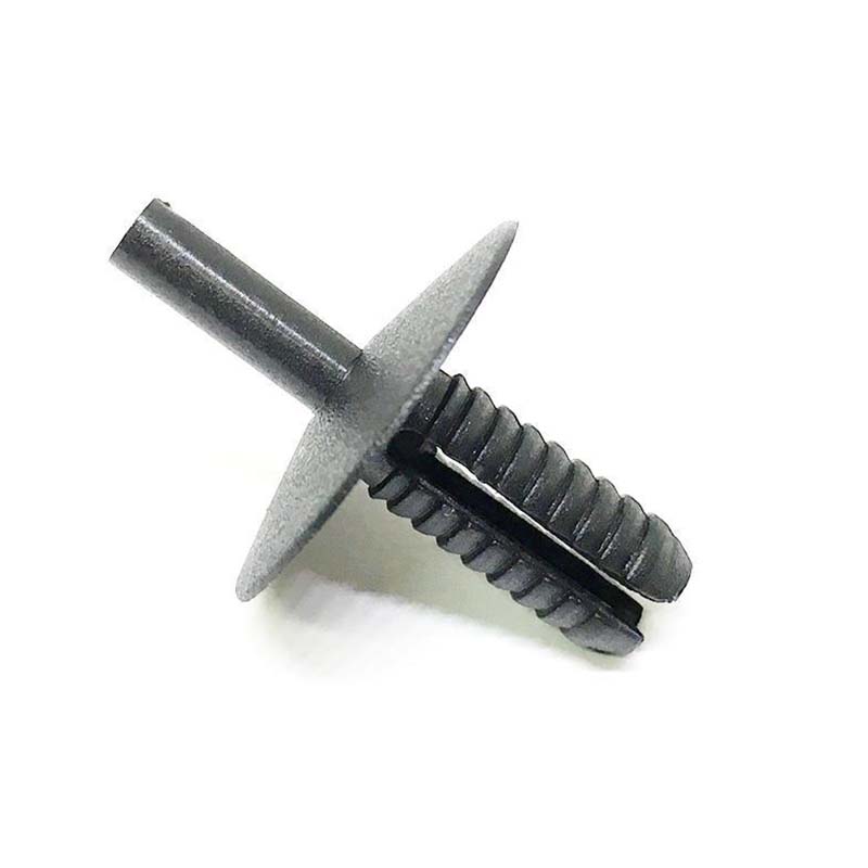 Expanding Rivet Clip